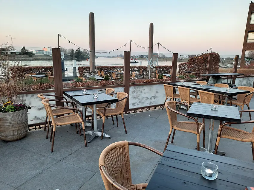 Terras berekuil chocolaterie ouderkerk mini