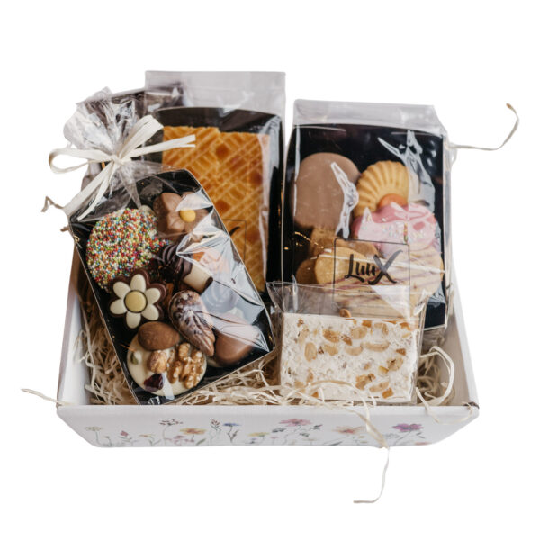 Zomer verwenpakket met chocolade en koekjes